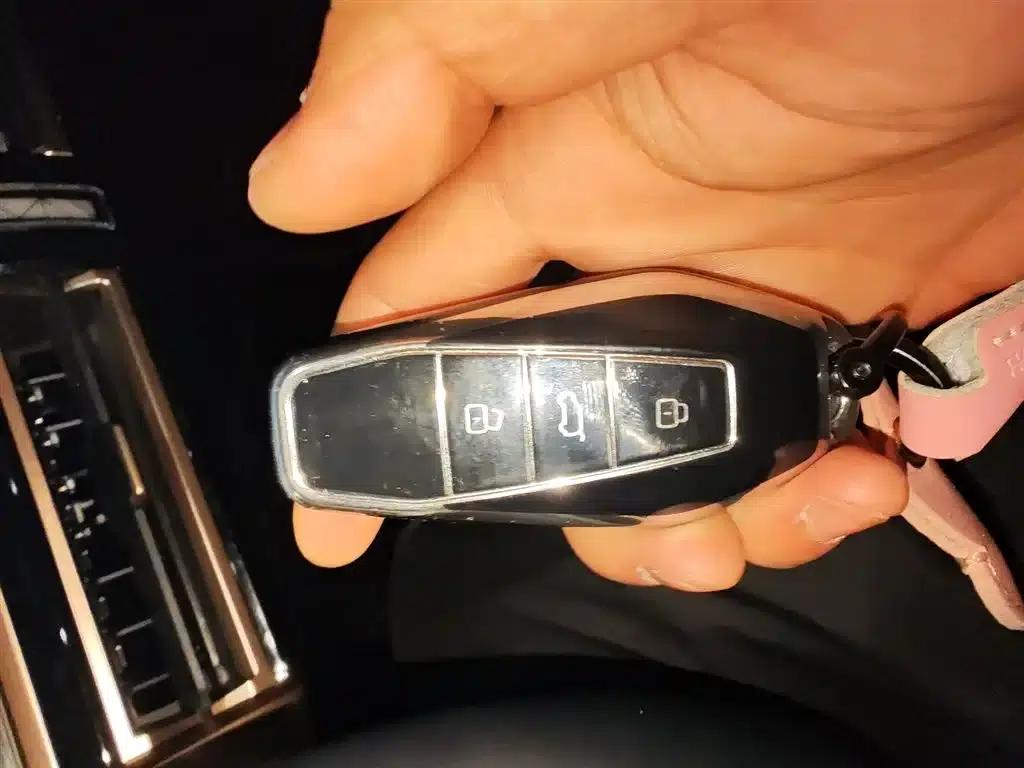 iCAR 03 2024 Model 501km 2WD Long Range Version — миниатюра 12