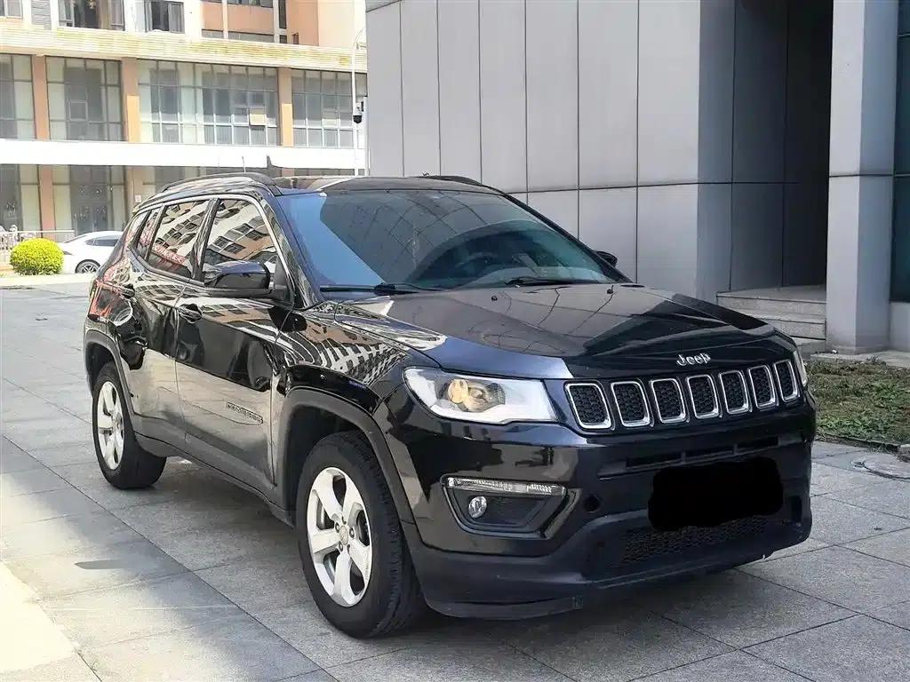 Compass 2017 200T Automatic Family Edition — миниатюра 3