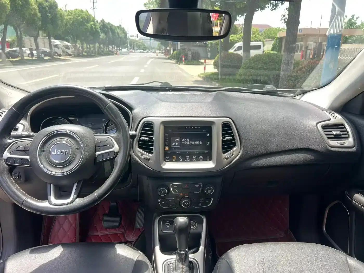 Compass 2017 200T Automatic Family Edition — миниатюра 6