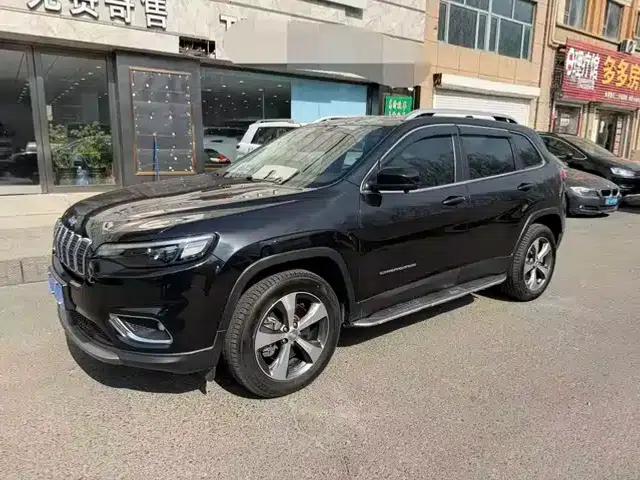 Jeep Cherokee 2019 2.0T 4WD Explorer Edition (National V Emission Standard)