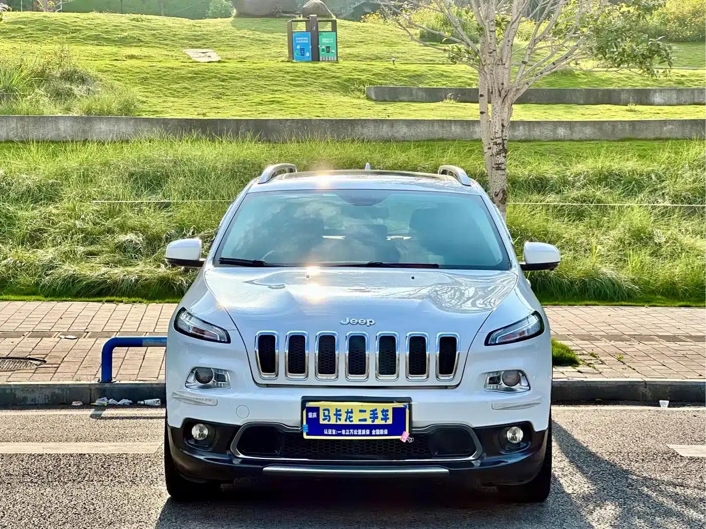 Jeep Cherokee 2017 2.4L Leading Edition — миниатюра 2