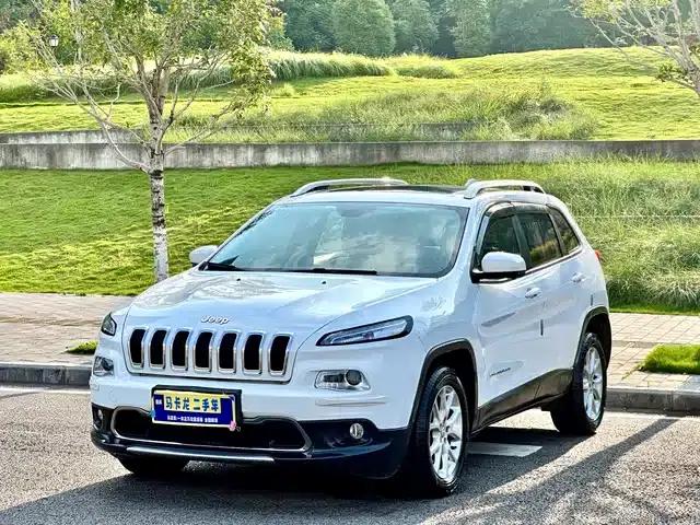 Jeep Cherokee 2017 2.4L Leading Edition