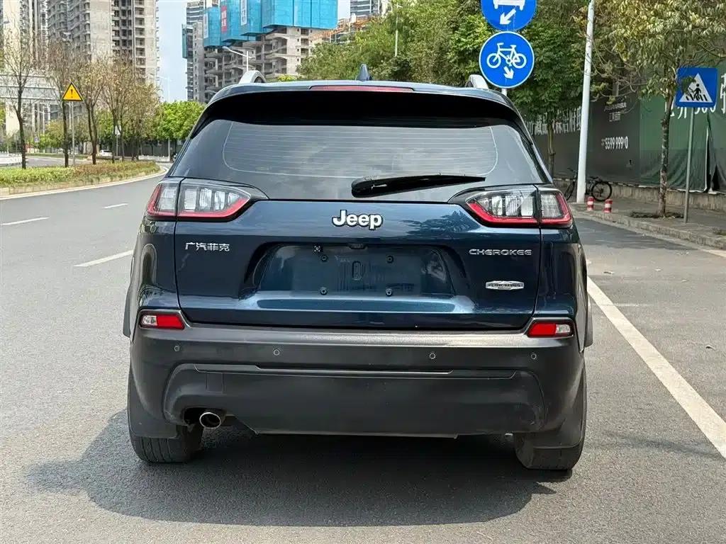 Jeep Cherokee 2019 2.0L 2WD Premium Edition (National V Emission Standard) — миниатюра 5