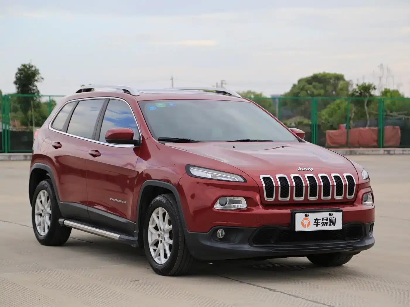 Jeep Cherokee 2016 2.4L Leading Edition — миниатюра 3