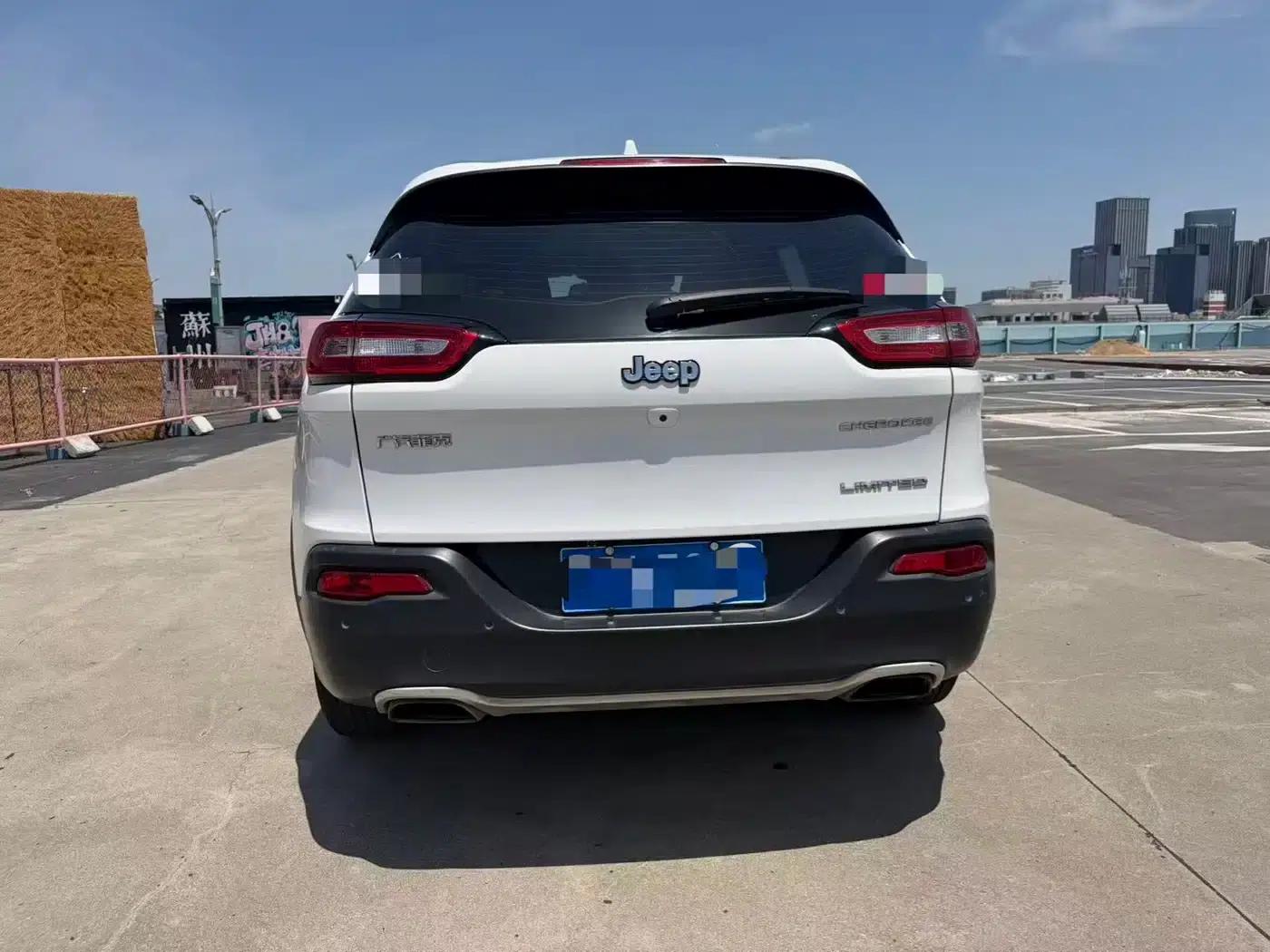 Jeep Cherokee 2017 2.4L Leading Edition — миниатюра 6