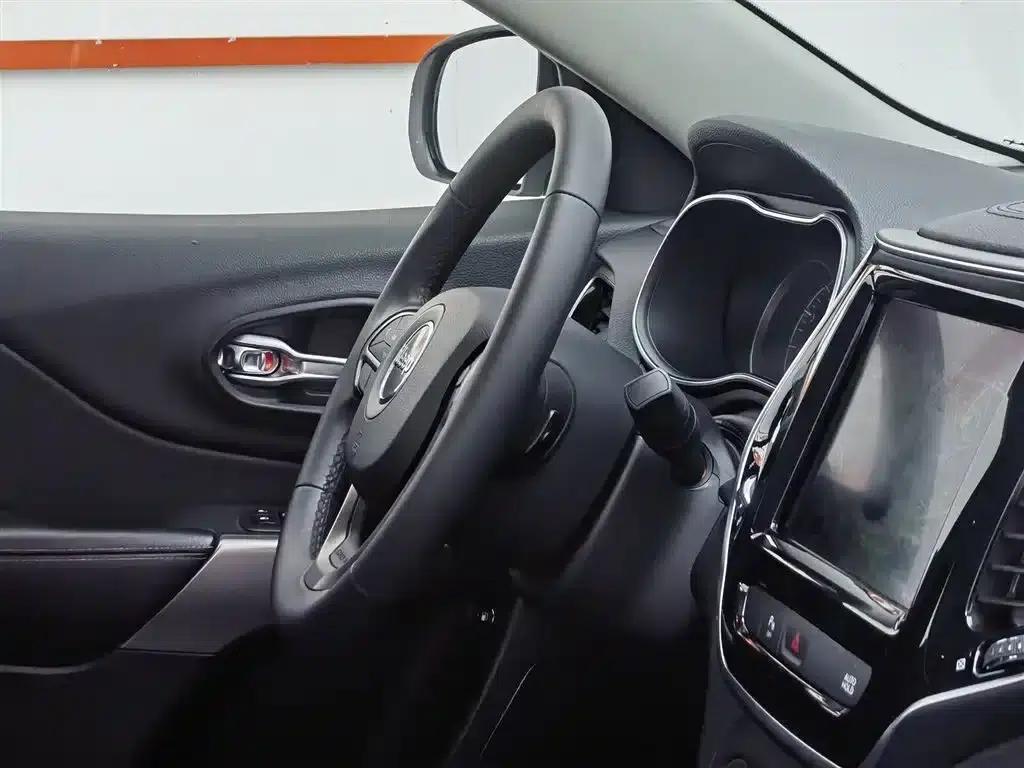 Jeep Cherokee 2019 2.0T 2WD Premium Edition (National V Emission Standard) — миниатюра 22