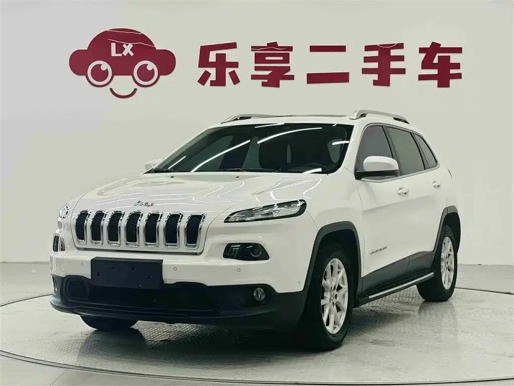 Jeep Cherokee 2016 2.4L Leading Edition — миниатюра 1