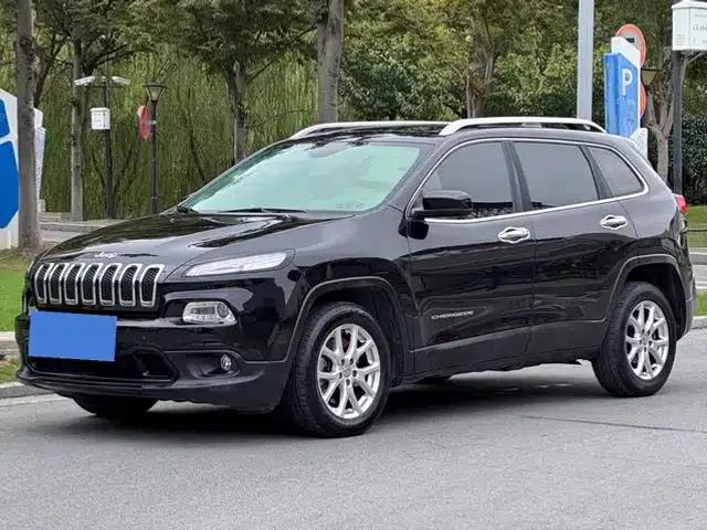 Jeep Cherokee 2016 2.4L Leading Intelligent Edition