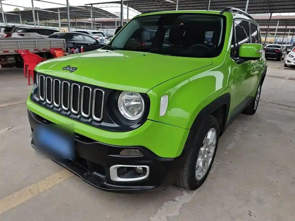 Jeep Renegade 2018 Connected Large Screen Edition 180T Automatic High-Performance Edition — миниатюра 2