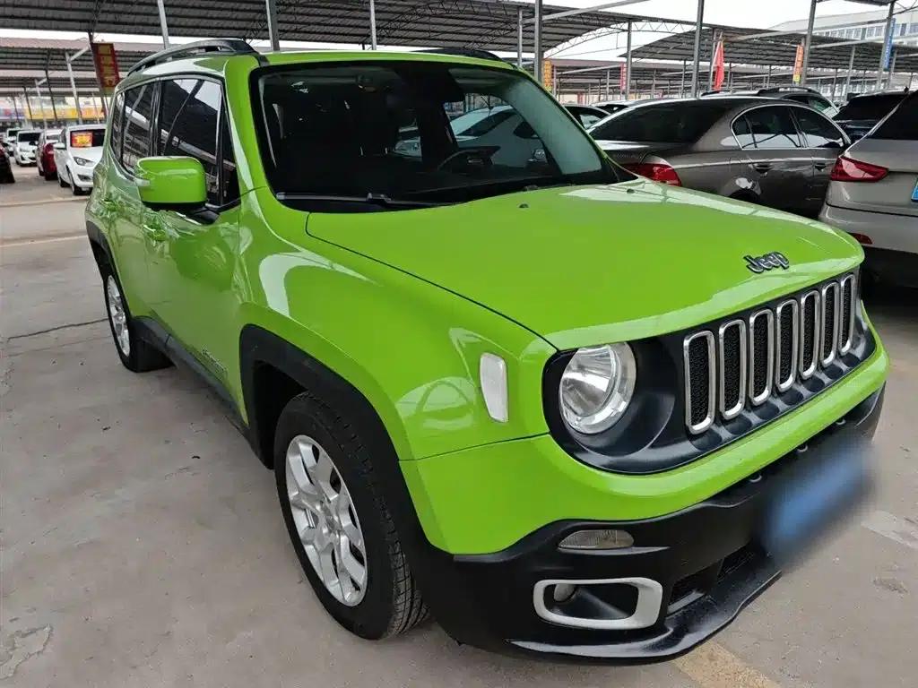 Jeep Renegade 2018 Connected Large Screen Edition 180T Automatic High-Performance Edition — миниатюра 22