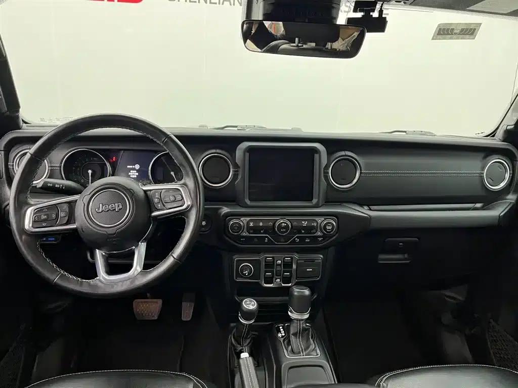 Jeep Wrangler New Energy 2021 Model 4-Door 2.0T 4xe Sahara — миниатюра 10