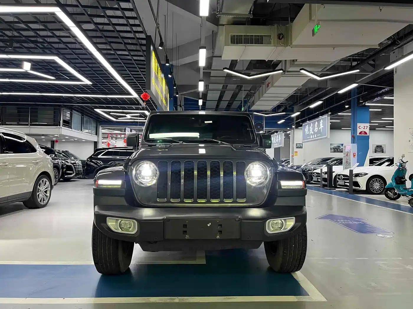 Jeep Wrangler New Energy 2021 Model 4-Door 2.0T 4xe Sahara — миниатюра 2