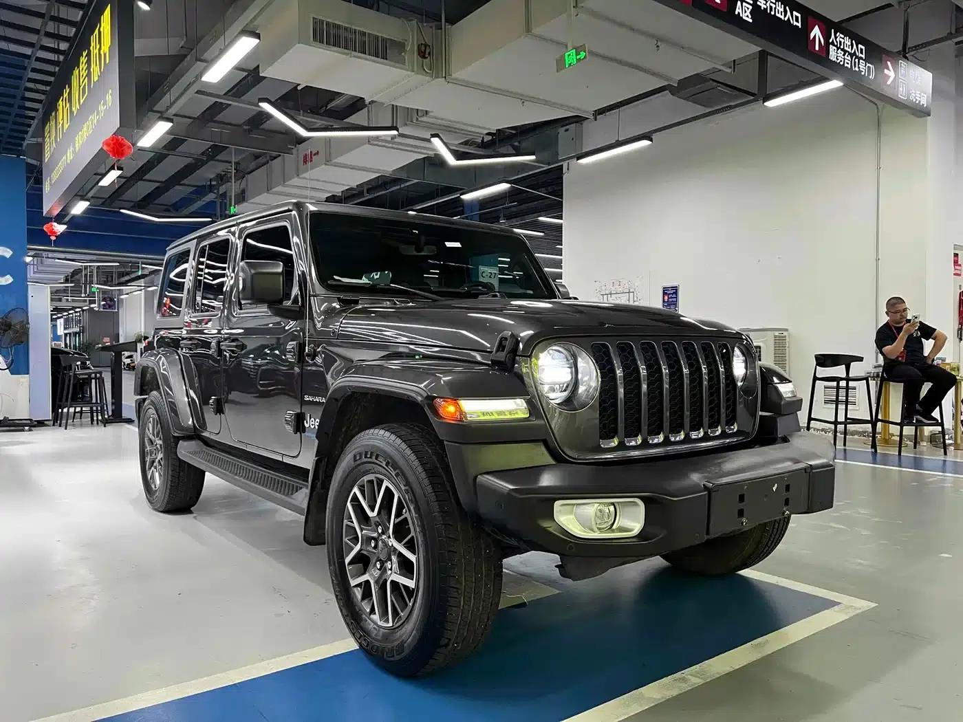 Jeep Wrangler New Energy 2021 Model 4-Door 2.0T 4xe Sahara — миниатюра 3
