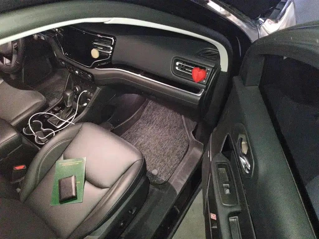 Grand Commander 2020 2.0T 4WD Night Hawk Edition — миниатюра 20