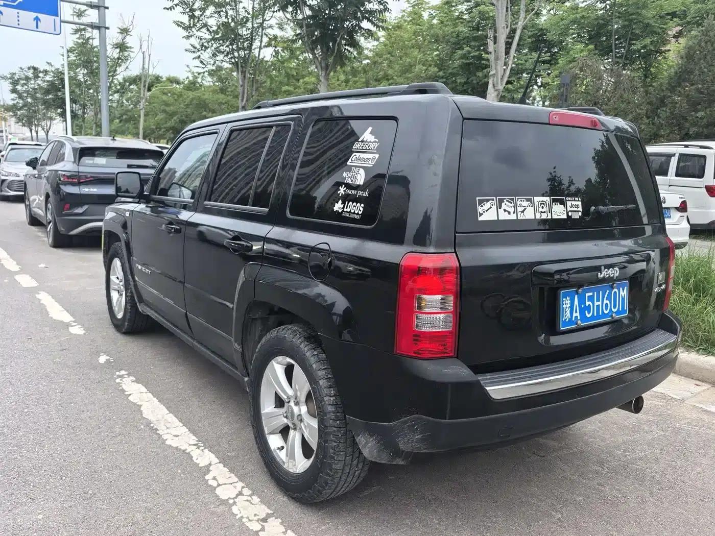 2014 Jeep Compass 2.4L Sport Edition — миниатюра 4