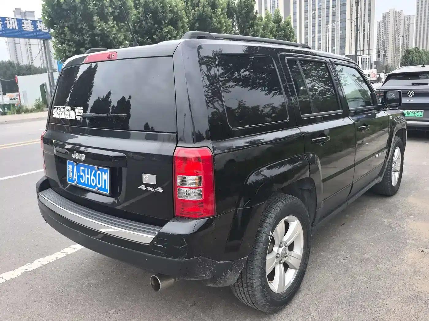 2014 Jeep Compass 2.4L Sport Edition — миниатюра 6