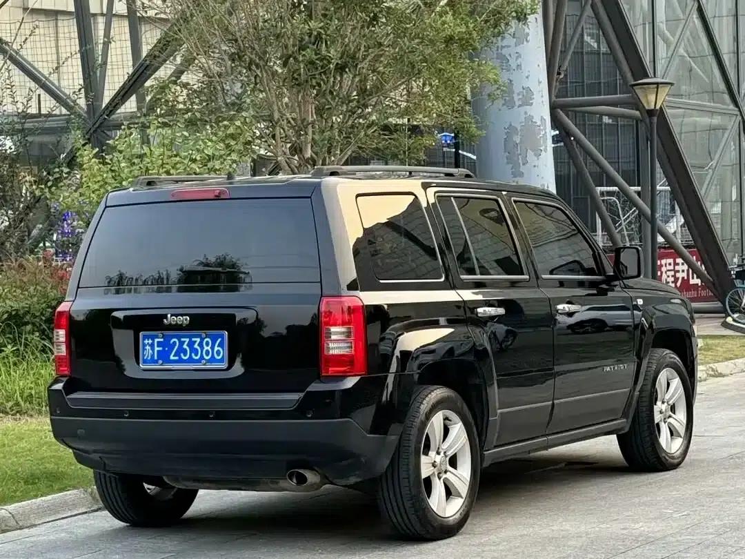 2014 Jeep Compass 2.4L Sport Edition — миниатюра 4