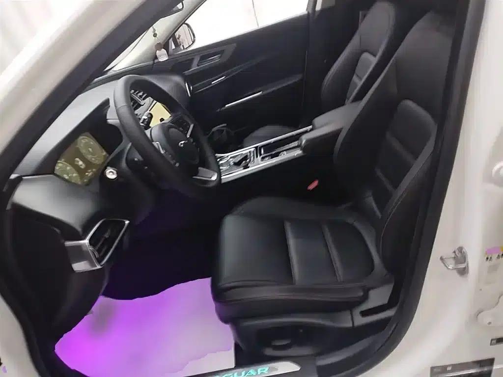Jaguar XEL 2019 2.0T 200PS Premium Edition — миниатюра 15