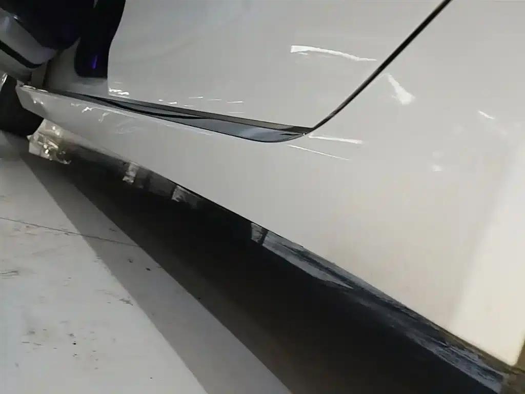 Jaguar XEL 2019 2.0T 200PS Premium Edition — миниатюра 22