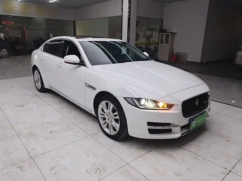 Jaguar XEL 2019 2.0T 200PS Premium Edition — миниатюра 4