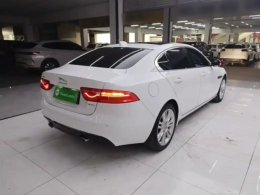 Jaguar XEL 2019 2.0T 200PS Premium Edition — миниатюра 7