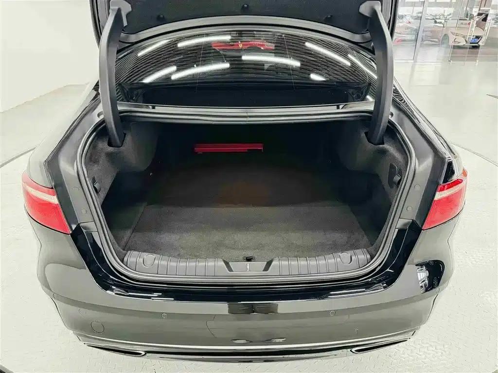 2018 Jaguar XFL 2.0T 200PS Elegance Edition — миниатюра 18