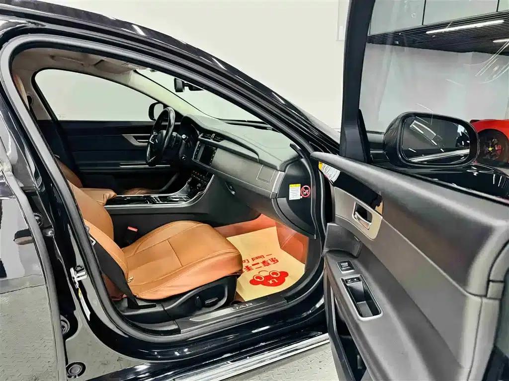 2018 Jaguar XFL 2.0T 200PS Elegance Edition — миниатюра 29