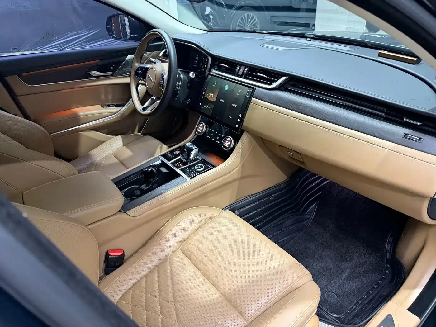 2023 Jaguar XFL 2.0T P250 2WD Luxury Edition — миниатюра 6