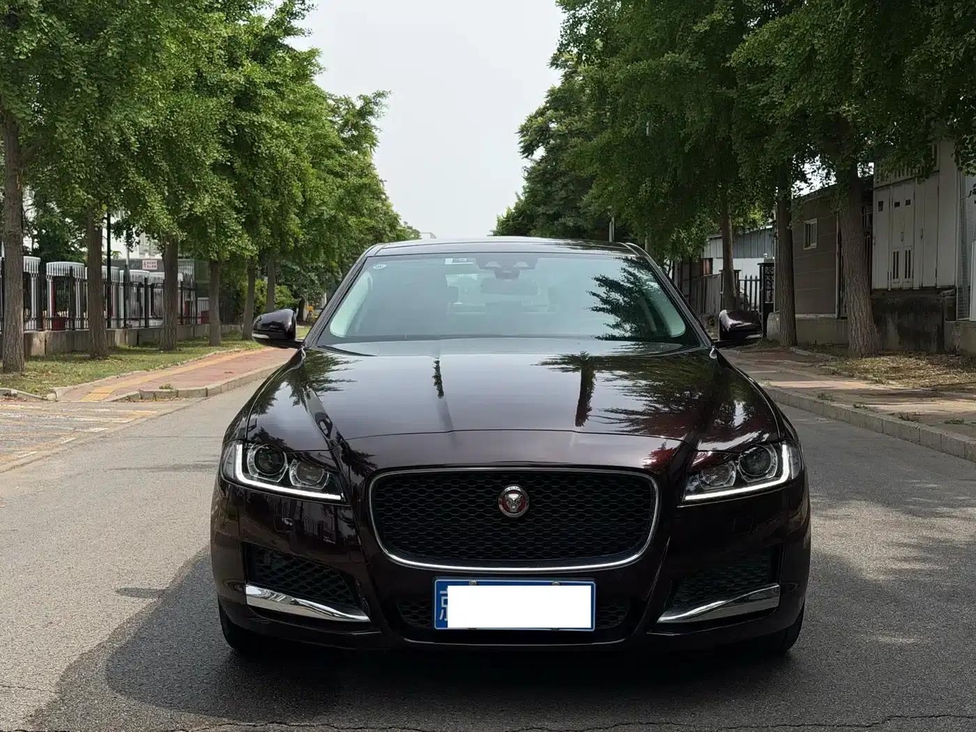 2020 Jaguar XFL 2.0T P200 2WD Elite Edition — миниатюра 2