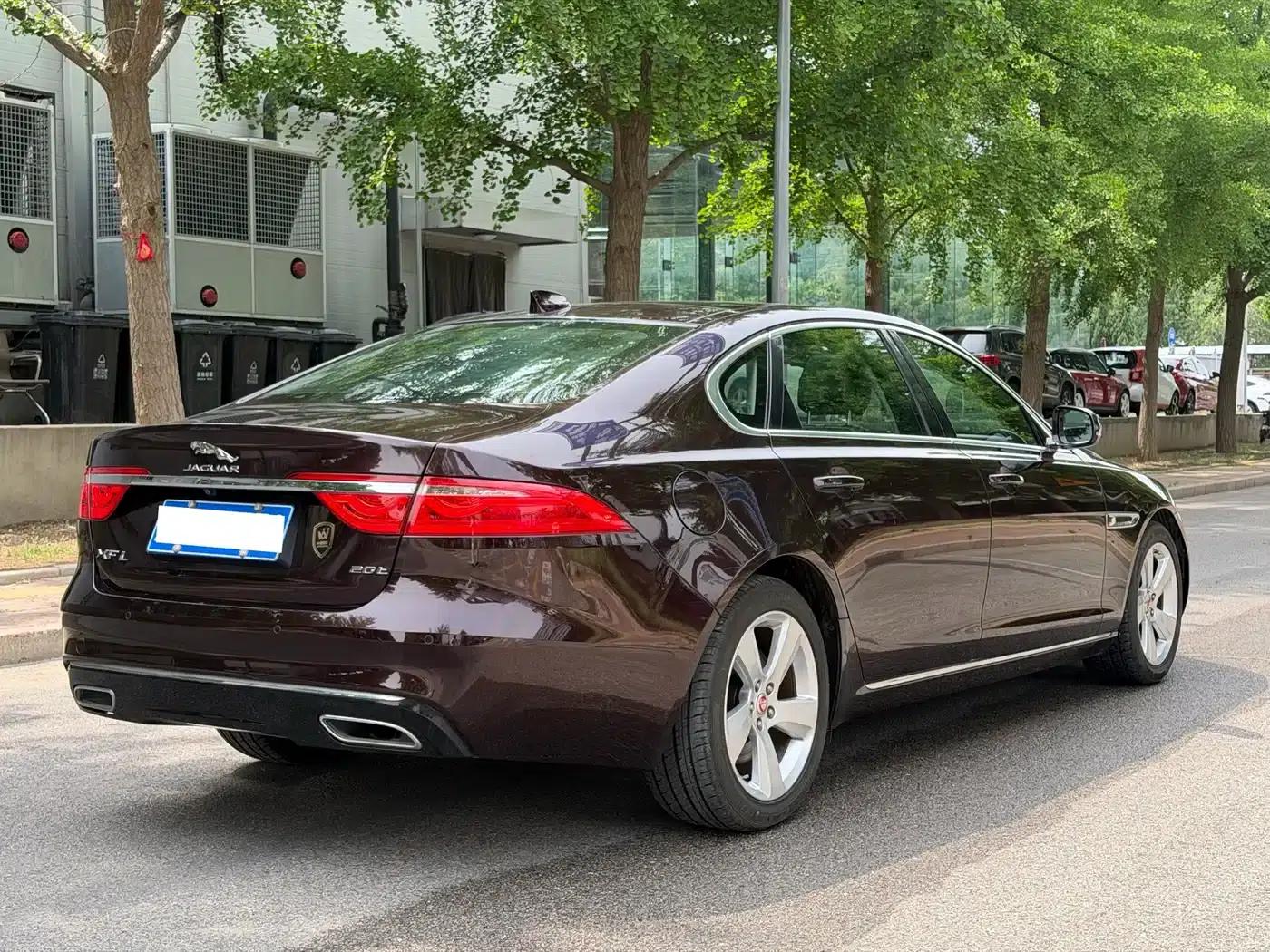 2020 Jaguar XFL 2.0T P200 2WD Elite Edition — миниатюра 24