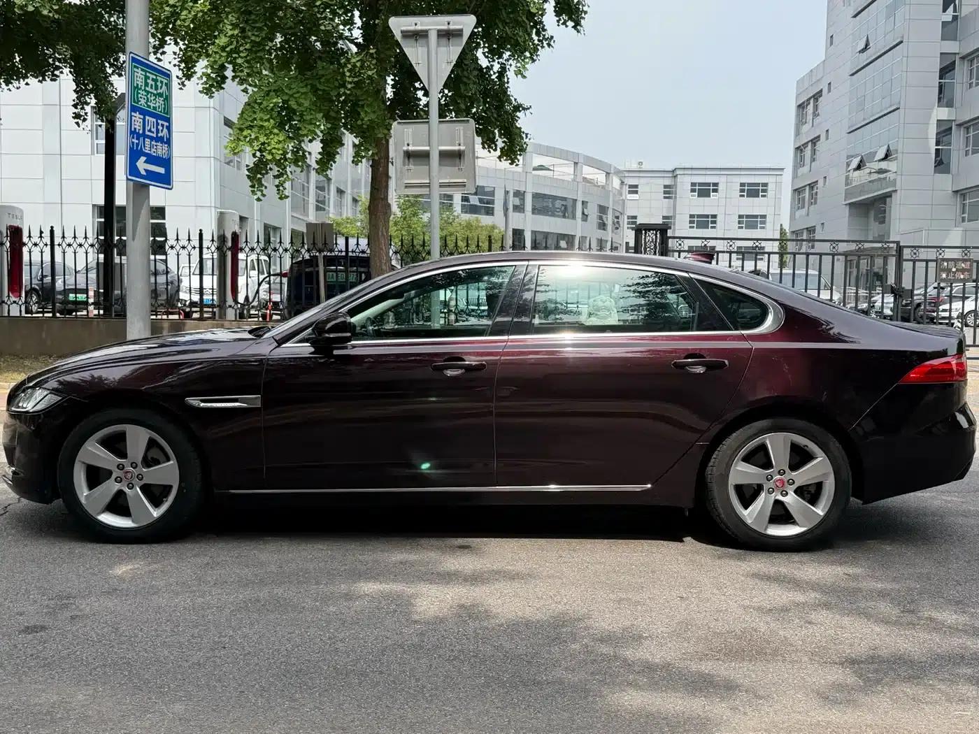 2020 Jaguar XFL 2.0T P200 2WD Elite Edition — миниатюра 25