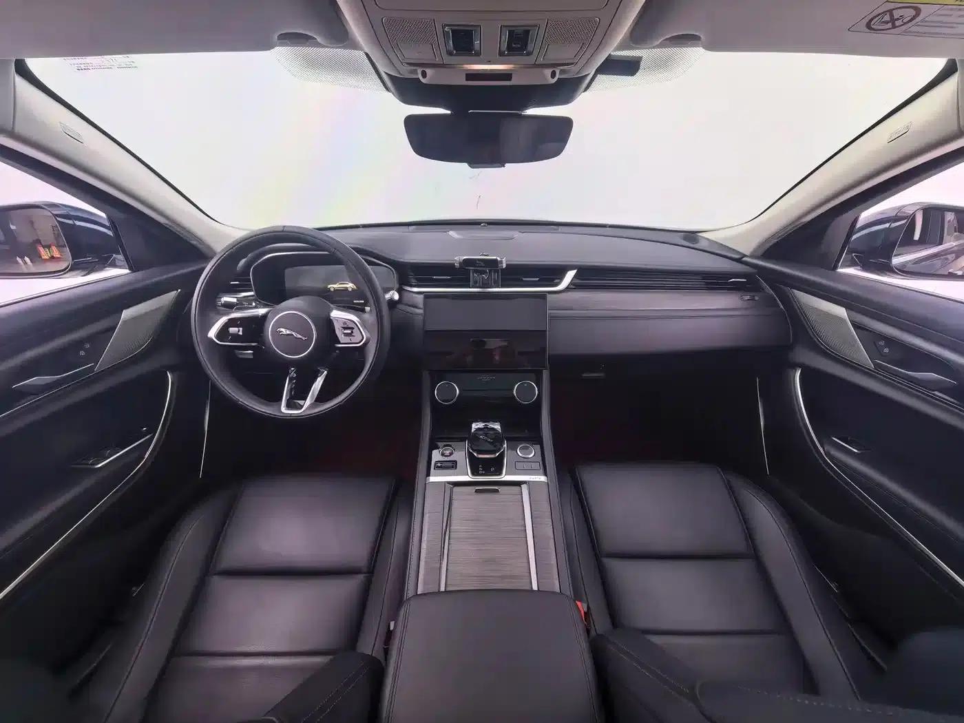 2021 Jaguar XFL 2.0T P200 2WD Elite Luxury Edition — миниатюра 11