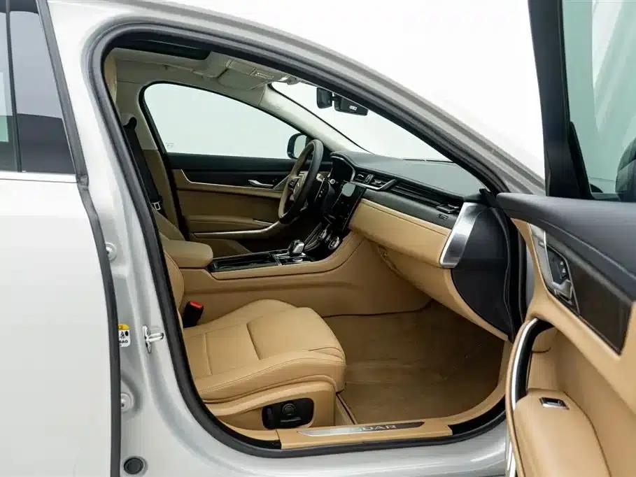 Jaguar XFL 2024 2.0T P250 2WD Luxury Edition — миниатюра 18