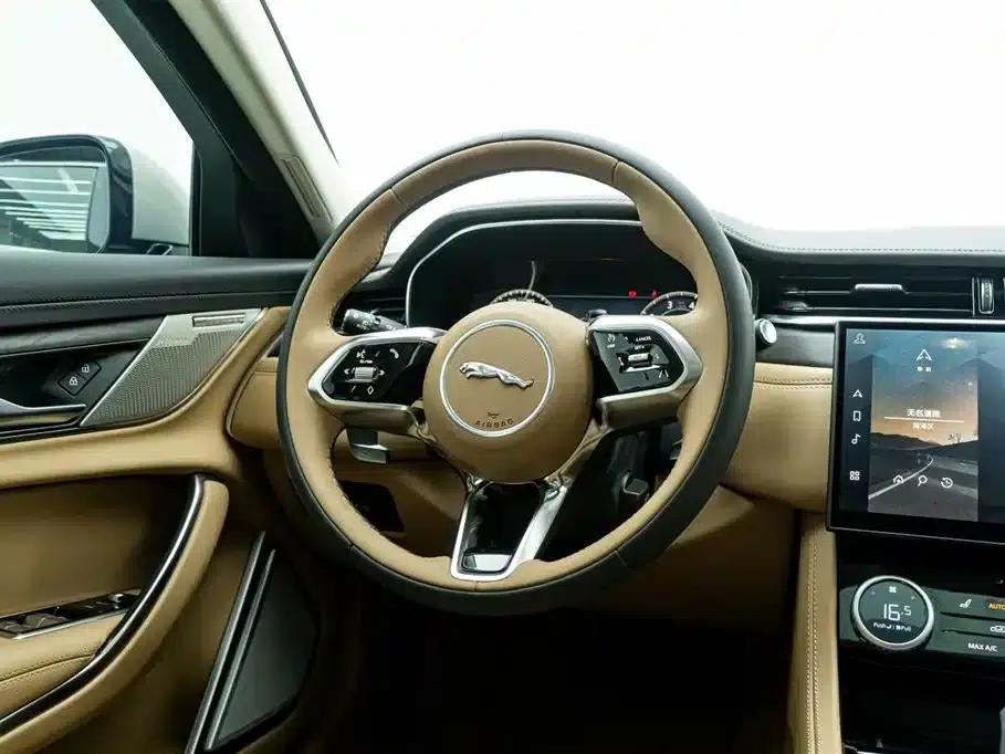 Jaguar XFL 2024 2.0T P250 2WD Luxury Edition — миниатюра 22