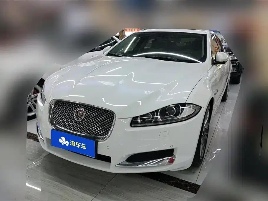 2015 Jaguar XF 2.0T Luxury Edition — миниатюра 1