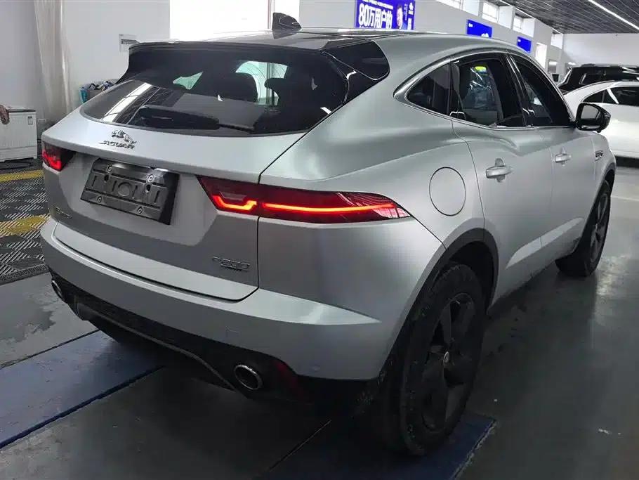 Jaguar E-PACE 2018 P200 (China VI Emission Standard) — миниатюра 3