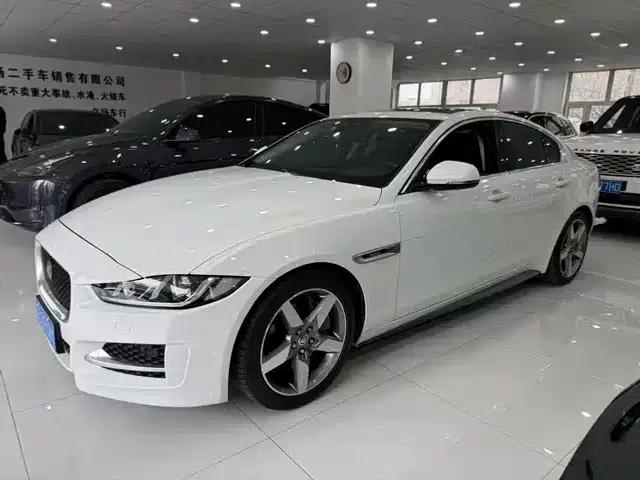 2017 Jaguar XE 2.0T 240PS R-Sport