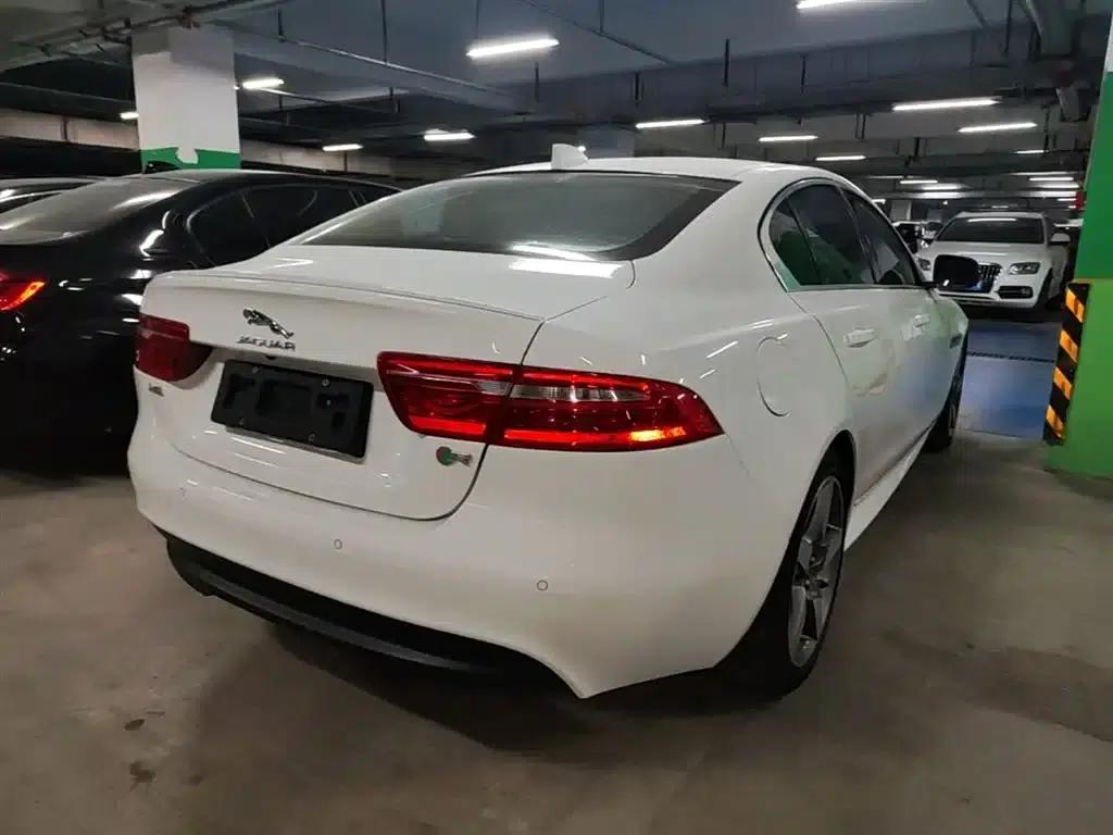 Jaguar XE 2015 2.0T 200PS R-Sport — миниатюра 7