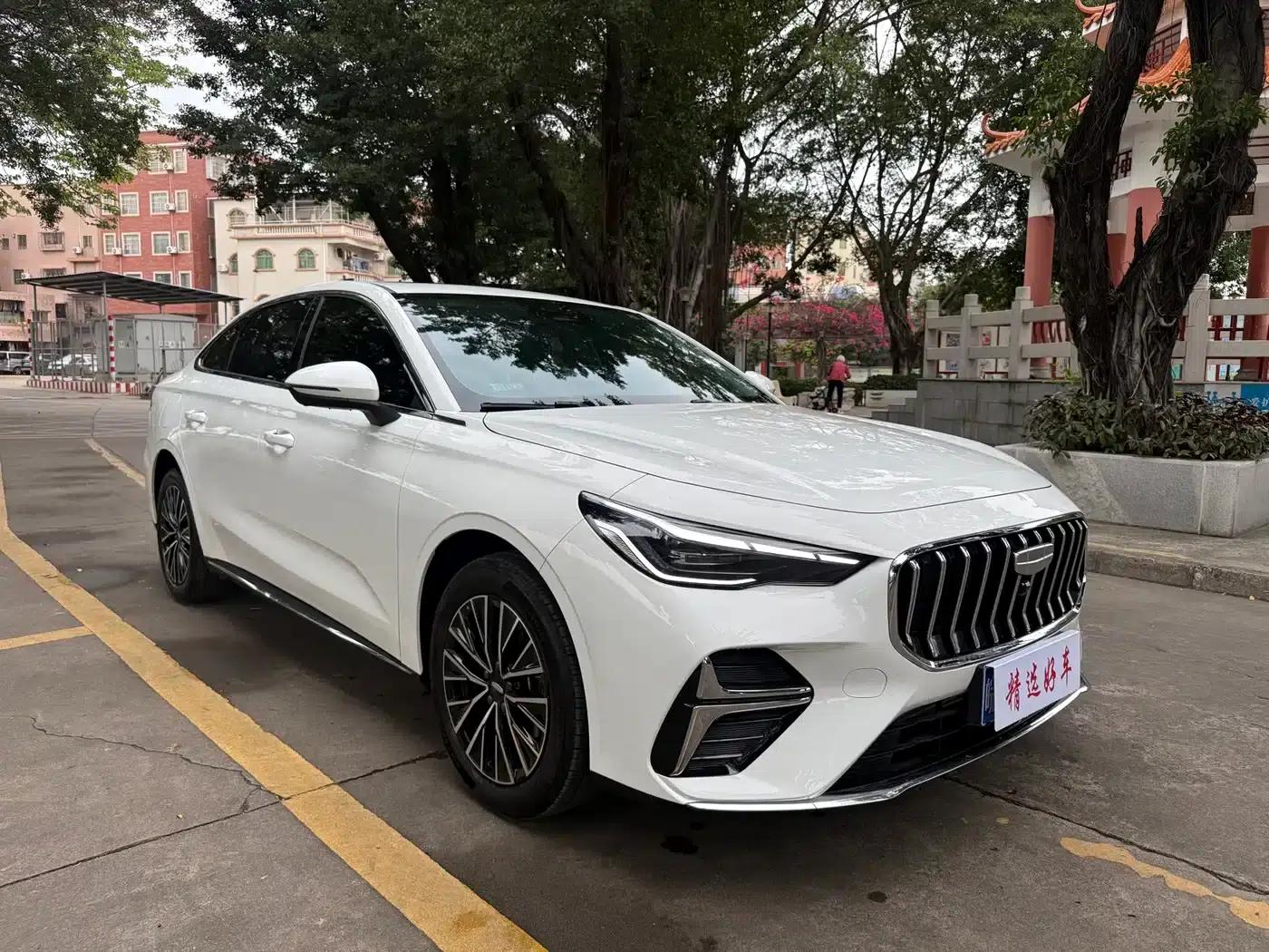 Geely Emgrand 2026 5th Generation 1.5T DCT Premium Edition — миниатюра 5
