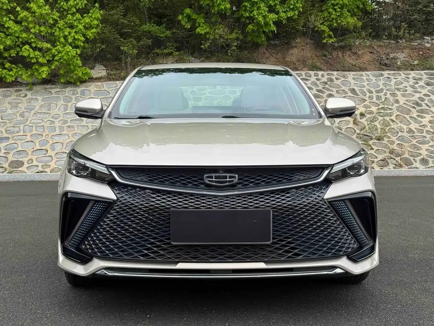 Geely Emgrand 2022 4th Generation 1.5L CVT Premium — миниатюра 2