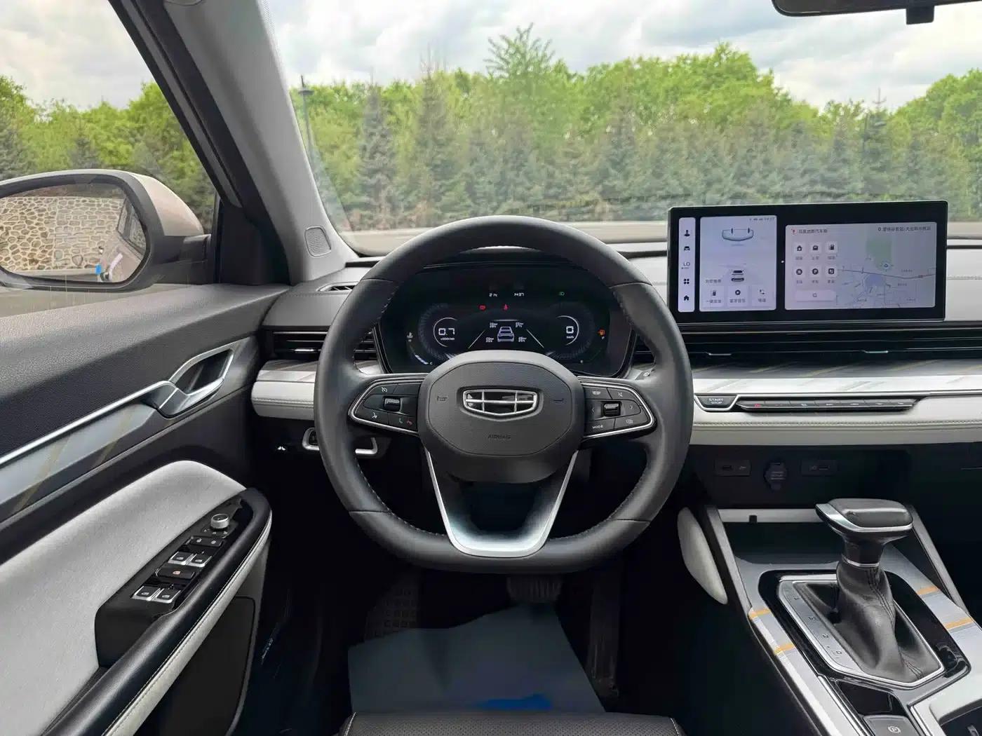 Geely Emgrand 2022 4th Generation 1.5L CVT Premium — миниатюра 16