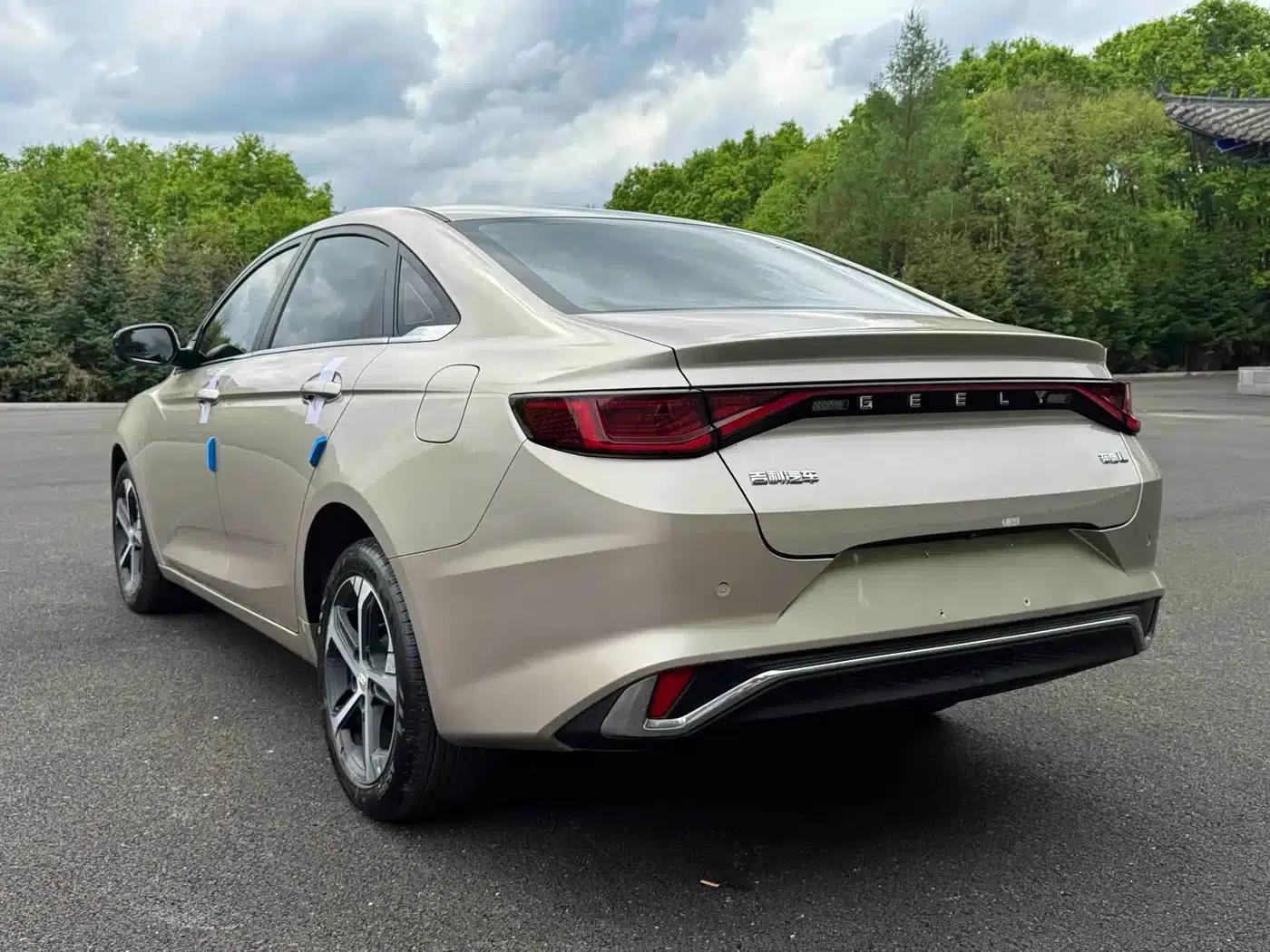 Geely Emgrand 2022 4th Generation 1.5L CVT Premium — миниатюра 4