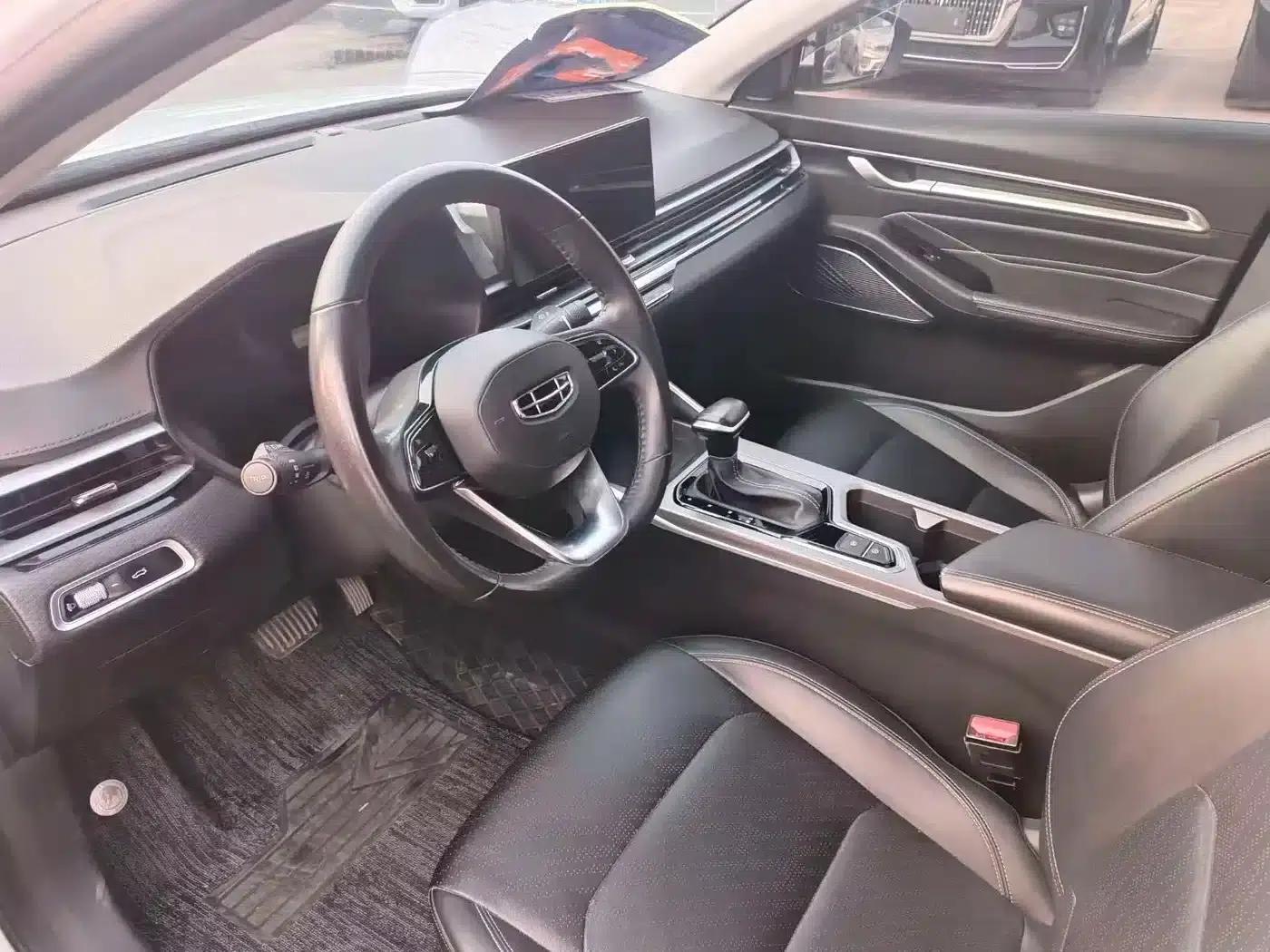 Geely Emgrand 2022 4th Generation 1.5L CVT Luxury Edition — миниатюра 4