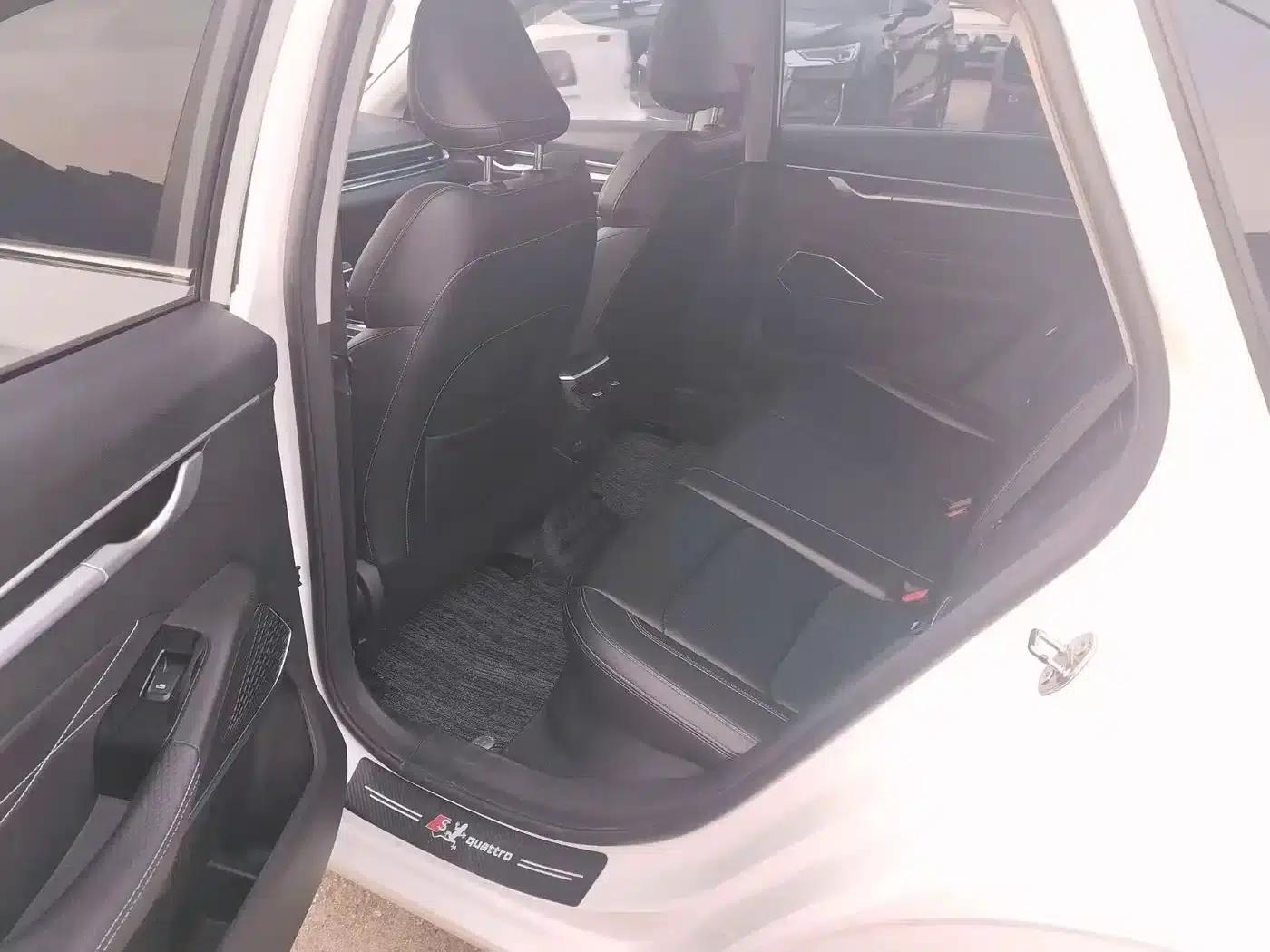 Geely Emgrand 2022 4th Generation 1.5L CVT Luxury Edition — миниатюра 5