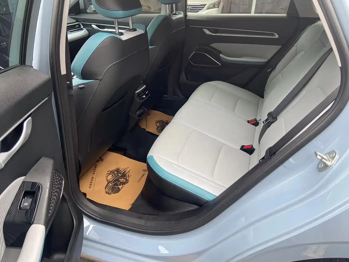 Geely Emgrand 2023 4th Generation Champion Edition 1.5L CVT Flagship Model — миниатюра 11