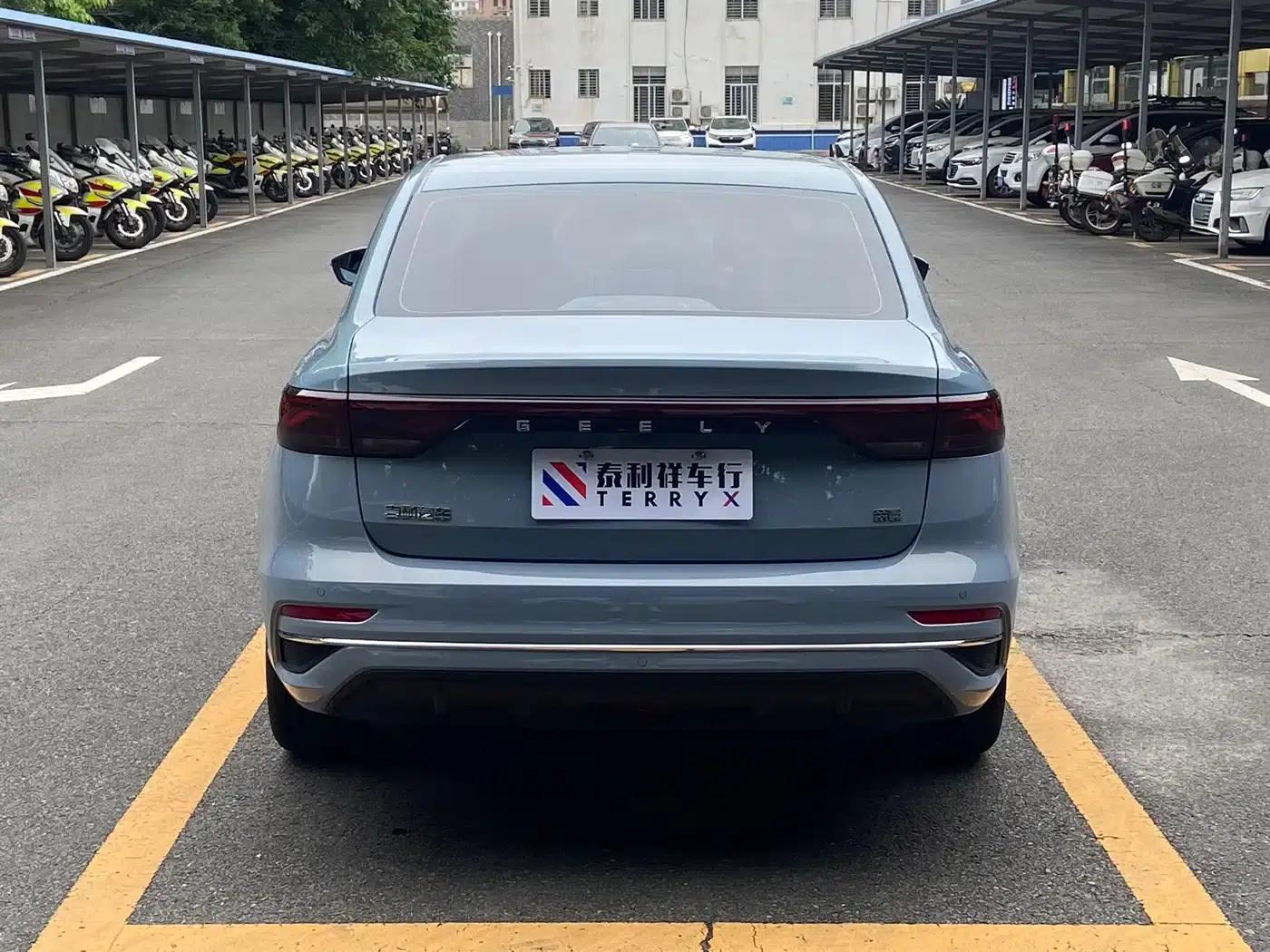 Geely Emgrand 2023 4th Generation Champion Edition 1.5L CVT Flagship Model — миниатюра 5