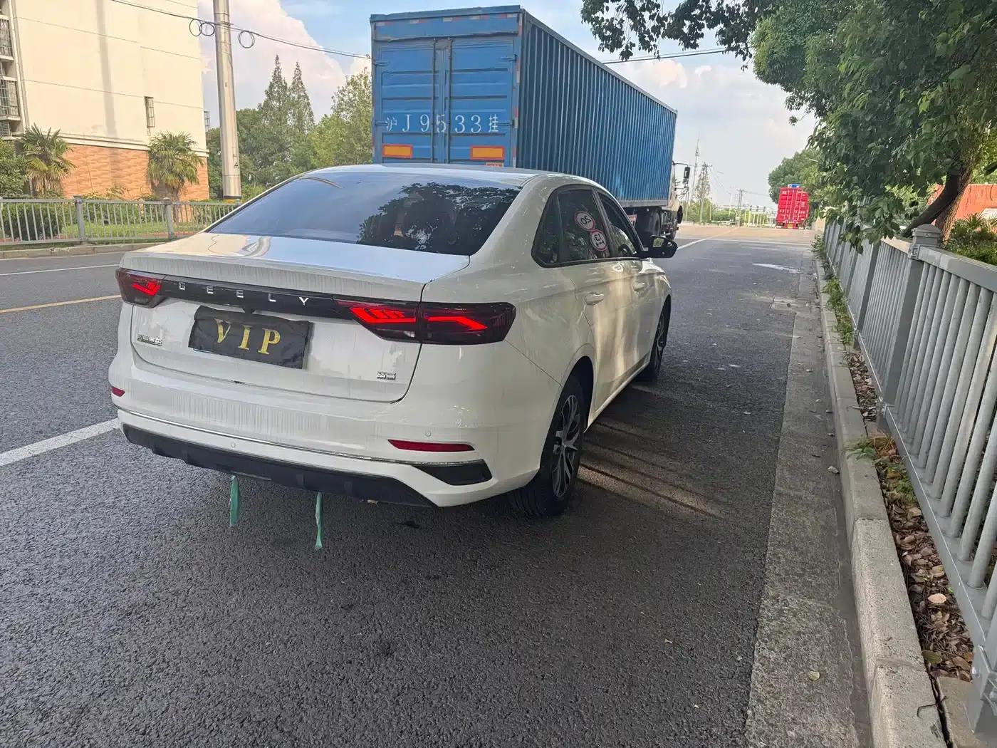 Geely Emgrand 2022 4th Generation 1.5L CVT Asian Games Edition — миниатюра 3