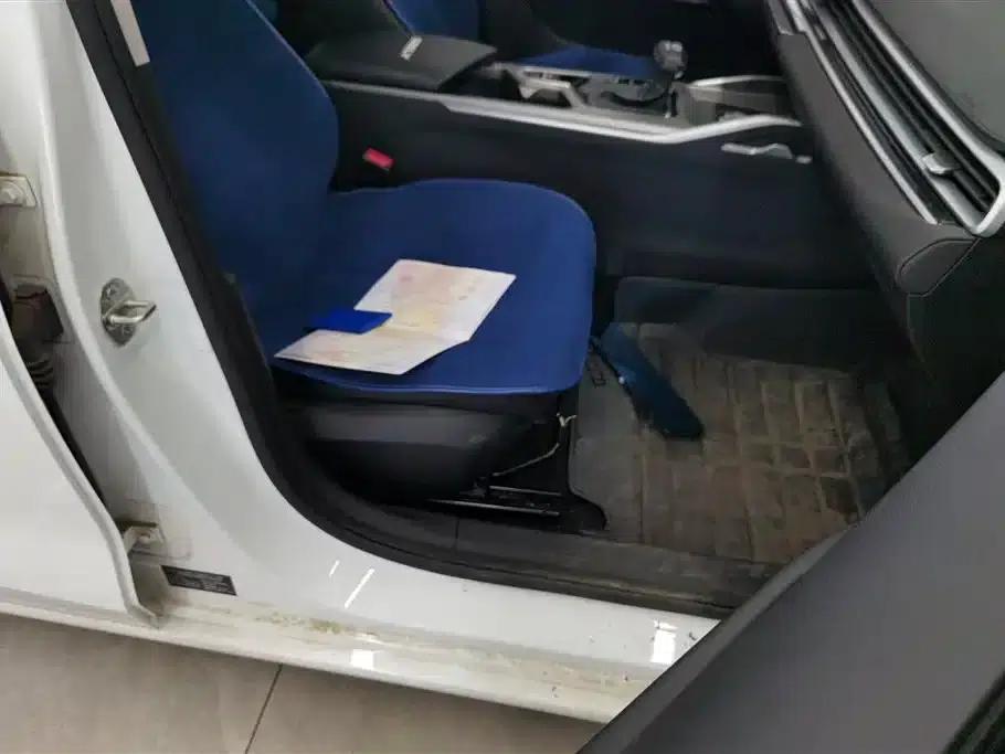 Geely Emgrand 2023 4th Generation Champion Edition 1.5L CVT Luxury — миниатюра 8