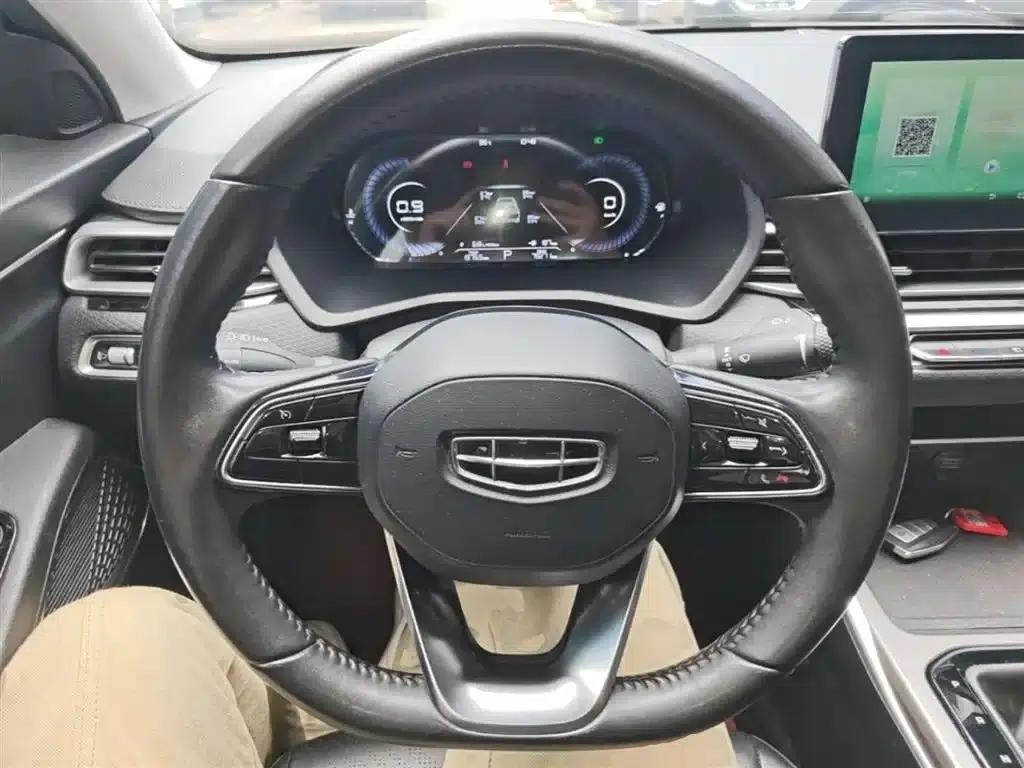 Geely Emgrand 2022 4th Generation 1.5L CVT Premium — миниатюра 11