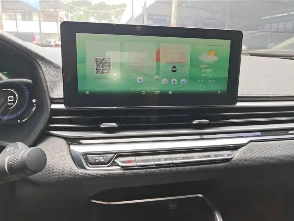 Geely Emgrand 2022 4th Generation 1.5L CVT Premium — миниатюра 13